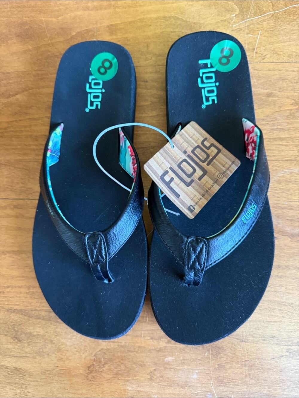 Flojos Black Bermuda Thong Sandals Size 8 NWT